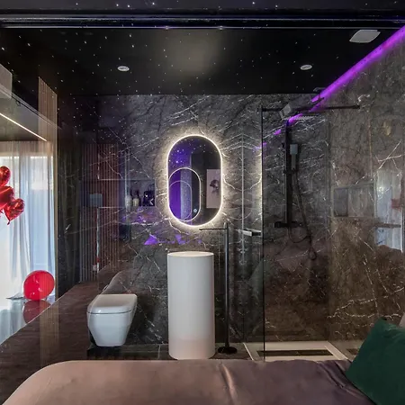 Nuit Romantique Jacuzzi Prive Toulouse Exterior photo