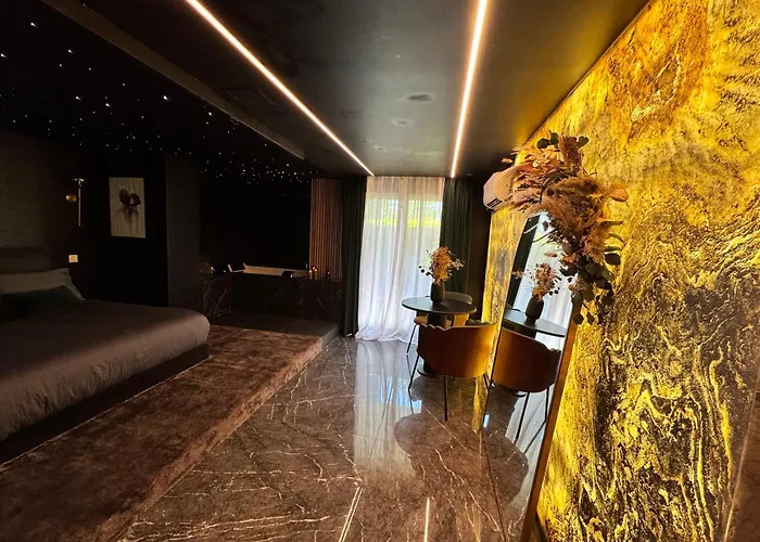 One Night Love Room Unique