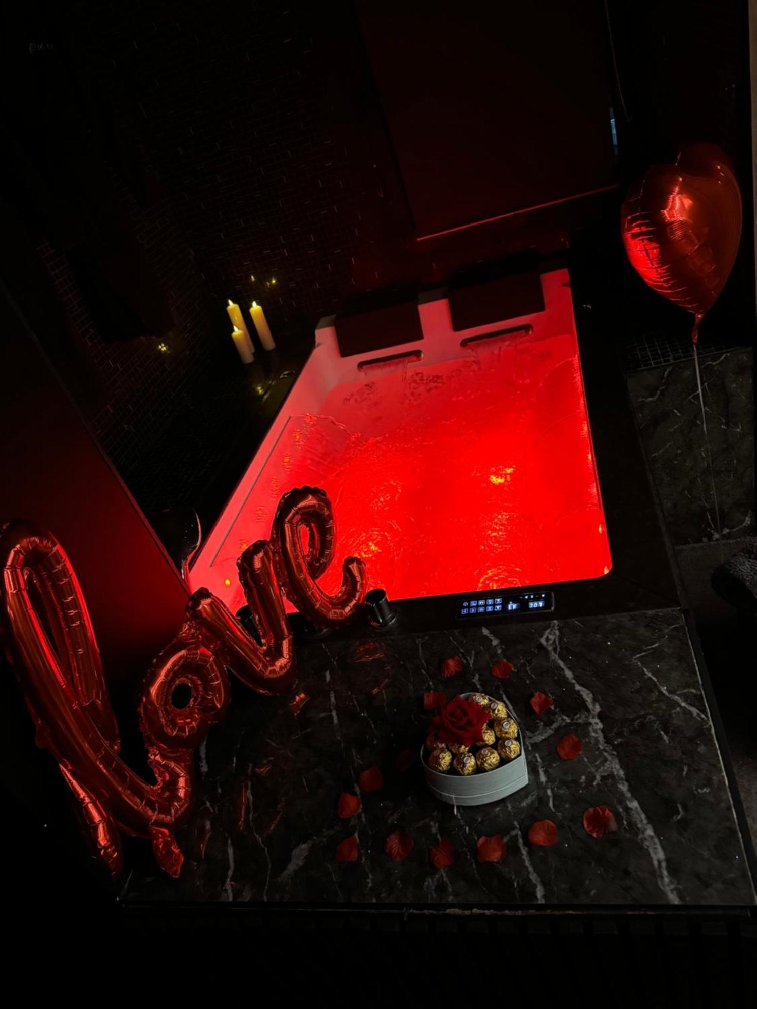 Nuit Romantique Jacuzzi Prive Apartment Toulouse
